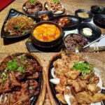 Han Go-eun Instagram - #캘리포니아 #그라나다 힐스 #O. Tofu House #Granada hills #CA #순두부 집.. #혼밥 을 해보았다. 이정도 스케일의 혼밥~^^ 4인분 정도를 혼자 앉아 시켰지만 아무도 이상하게 보지않는곳.. 그러고 앉은 나도 이상하지 않은곳..남은 음식을 싸가는 것이 당연한 나라이기 때문일까.. 순듑 엄쥐척 맛있었다..그리고 참 친절하게 서빙해주셨던 언니의 미소가 자꾸 기억에 남았던 곳..ㅎㅎ