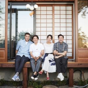 Han Go-eun Instagram - #밥친구 #집밥 #서장훈 #이상민 #강레오 그리고 나~
#skydrama #tv조선 동시 방영 이래요~~
오늘저녁 7시 50분 찾아갑니다~~
두근두근~~