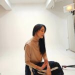 Han Go-eun Instagram - #엘샵 #롯데홈쇼핑 #라우렐 #한고은 #23FW #니트 #가디건 #후드집업 #가디건세트 #니트세트 @lotte.lshop 하늘이 너무 파란 예쁜 가을날 맘껏 행복하시길 바래여~ 라우렐 마지막 까지 많은 💕 사랑 💕 부탁드립니다