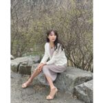 Han Go-eun Instagram - #엘샵 #롯데홈쇼핑 #라우렐 #한고은 #23SS #수트셋업 #자켓 #핀턱와이드팬츠 #원피스 #후드집업 #가디건 #린넨 #가디건세트 @lotte.lshop 꽃이 🌸 피나 했던게 얹그제 인데 세상이 초록초록 하네여. 모두에게 이 봄이 향기롭고 포근하길..