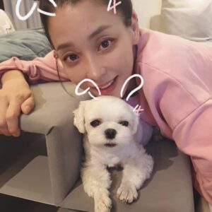 Han Go-eun Instagram - 간만의 휴식에 집에서 이런 놀이도~~~