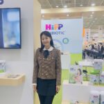 Han Ji-hye Instagram - @hipp_korea 코엑스 베이비페어에 다녀왔어요! 제가 모델로 있는 힙 분유 부스에 가서 영유아식 시식도 해보고 설명도 듣고 왔는데요~ 어른이 먹어도 맛있는 과일퓨레였어요 ㅎ 😋👍🏻👍🏻 아가들이 잘먹고 잘 먹으니까 잘 자고, 잘 싸는! 유기농 분유 힙분유 많이 들러주세요^^ 💚 #코엑스베이비페어 #10.5(목)-10.8(일) #힙분유부스에많이와주세요✌🏻 Coex - Gangnam Gu - Seoul