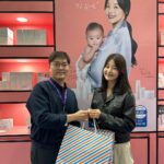 Han Ji-hye Instagram - 웜리! 웜리! 웜리! @warmly_official 코엑스에서 하고있는 베이비페어에 다녀왔어요! 저는 오늘 웜리&베이비브레짜 부스에 스윽 다녀왔는데요~ 육아엔 없어서 안될 필수품들이!!! 잘 준비되있더라구요^^ 이번주 일요일까지 A구역에서 한다고 하니 꼭꼭꼭 많은 관심 부탁드립니다 👶🏻❤️ #광고 @babybrezza_korea #육아필수품 #베이비브레짜 #자동분유제조기 #이유식마스터기 #스팀건조젖병소독기 👍🏻 #웜리로션 #웜리썬크림 #웜리올인원워시 #유아세탁세제 #유아주방세제 #아기물티슈 #육아엔_웜리🫶🏻 Coex - Gangnam Gu - Seoul