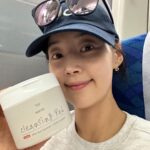 Han Ji-hye Instagram - 올 여름 아기 썬크림과 클린징 패드는 윔리 @warmly_official #광고모델로 있는 웜리의 썬크림은 엄마랑 아빠랑 아가랑 같이 쓱쓱 덧바르고 순한 클린징 패드로 간편하게 지워요! 👍🏻