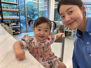 Han Ji-hye Instagram - 안녕하세요!^^ 23개월 슬이와 애미의 일상vlog 올라왔어요~~ 프로필에 링크 있으니 많이 많이 놀러와주세요!!!❤️👧🏻👩🏻👍🏻