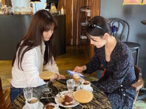 Han Ji-hye Instagram - 안녕하세요!^^ 23개월 슬이와 애미의 일상vlog 올라왔어요~~ 프로필에 링크 있으니 많이 많이 놀러와주세요!!!❤️👧🏻👩🏻👍🏻