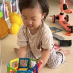 Han Ji-hye Instagram - 유튜브 새 영상 올라왔어요! 패셔니스타(?!?) 엄마가 데리고 다녀온 22갤 슬이미용실 컷트 브이로그 보러 많이 놀러와주세요! ㅎㅎ #귀염뽀짝 #어리둥절 #영상과전혀관계없는사진😆 #프로필에링크있어요!^^