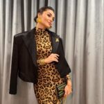 Hande Erçel Instagram - Miyy. 🐆 @begumkhan 🐉 @nesriincann 🌹 @nilayko 🌹
