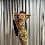 Hande Erçel Instagram - Miyy. 🐆 @begumkhan 🐉 @nesriincann 🌹 @nilayko 🌹