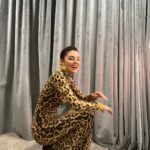 Hande Erçel Instagram - Miyy. 🐆 @begumkhan 🐉 @nesriincann 🌹 @nilayko 🌹