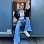Hande Erçel Instagram - Eve döndüm.🫠 🚐