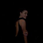 Hande Erçel Instagram - 🖤 @amorgaribovic 💎