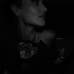 Hande Erçel Instagram - @maisonvalentino 🥀 @yigit 💎 @nilayko & @yasemineke 🫶 #işbirliği Cannes, France