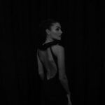 Hande Erçel Instagram - 🖤 @amorgaribovic 💎