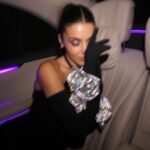 Hande Erçel Instagram - @maisonvalentino 🥀 @yigit 💎 @nilayko & @yasemineke 🫶 #işbirliği Cannes, France