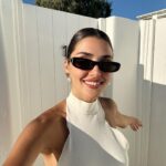 Hande Erçel Instagram - 🦢🐚🕊️ Santorini, Greece