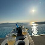 Hande Erçel Instagram - 🧞‍♂️🧞‍♀️ Santorini, Greece