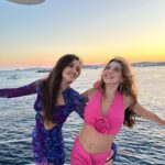 Hande Erçel Instagram - Sevdiklerimlesevdiğimyerlerde🍡💕