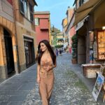 Hande Erçel Instagram – Paradise 🌼 Portofino, Italy