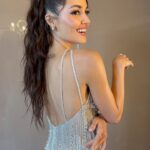 Hande Erçel Instagram - It’s @ozgurmasur baby! 🥂 And my blondie @ondertiryaki 💕 My precious @gianvitorossi 💜 As always @nilayko & @yasemineke 🤍