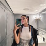 Hande Erçel Instagram - Post 🦴