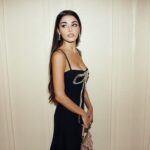 Hande Erçel Instagram - @maisonvalentino 🖤 @pomellato 🤍 @nicolasgerardin 🤍 Thank you 💫 @inankirdemir Thank you 💫 @nilayko Thank you💫 @yigit