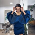 Hande Erçel Instagram - 💙 @hakaanyildirim @nilayko 😏