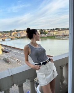 Hande Erçel Instagram - 🤩🫠🤭