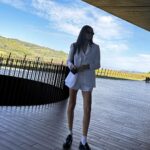 Hande Erçel Instagram - Tuscany 🤍🍷