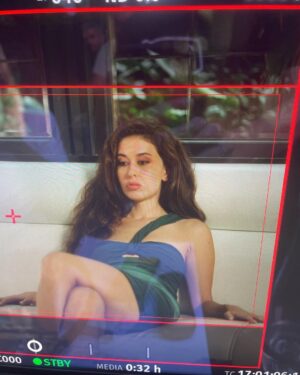 Hande Yılmaz Instagram - açalim bakalim arşivi🤓 #lovetactics2 @netflixturkiye 🙌🏻