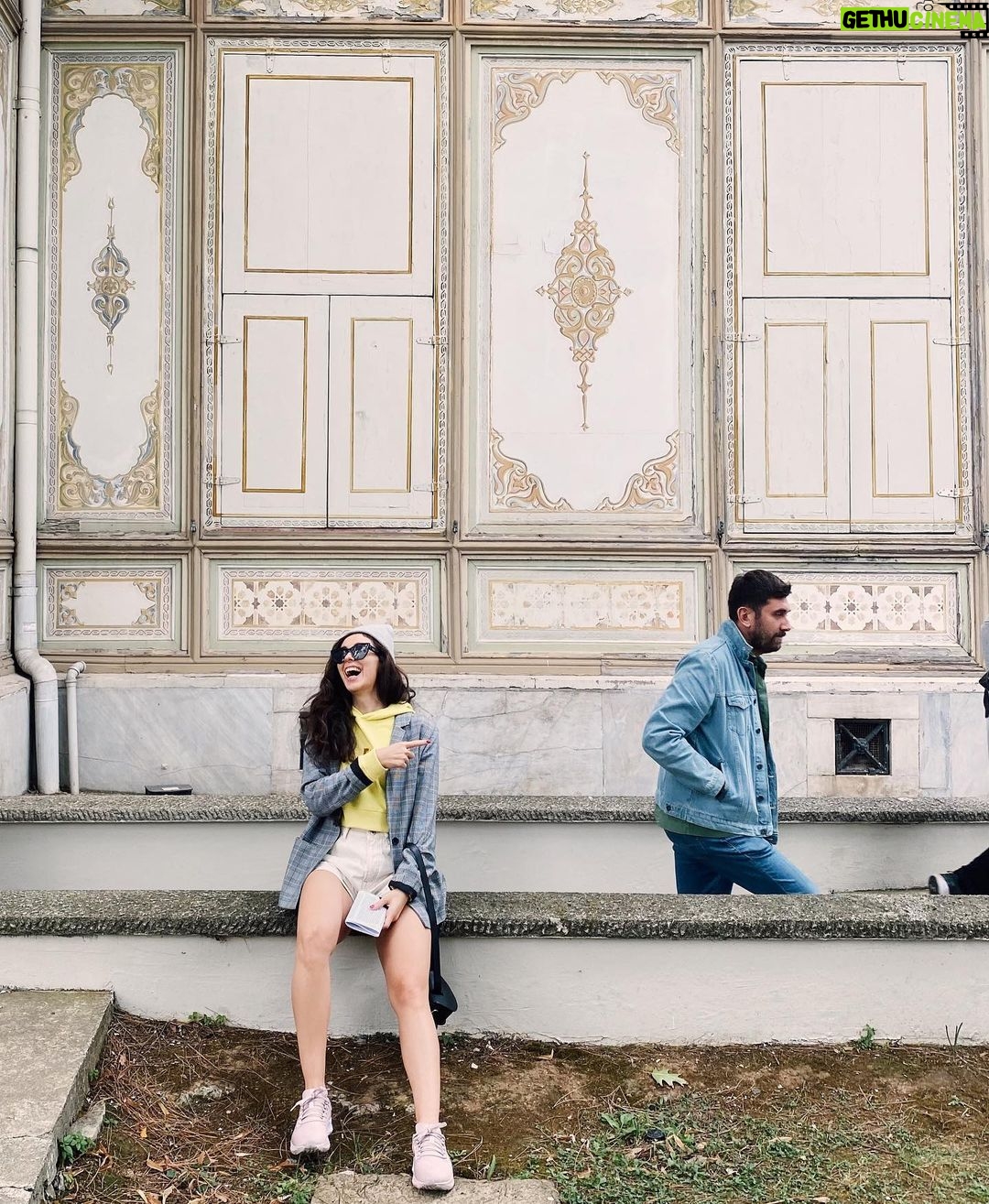 Hande Yılmaz Instagram - soğuk olan hava değil mahsun