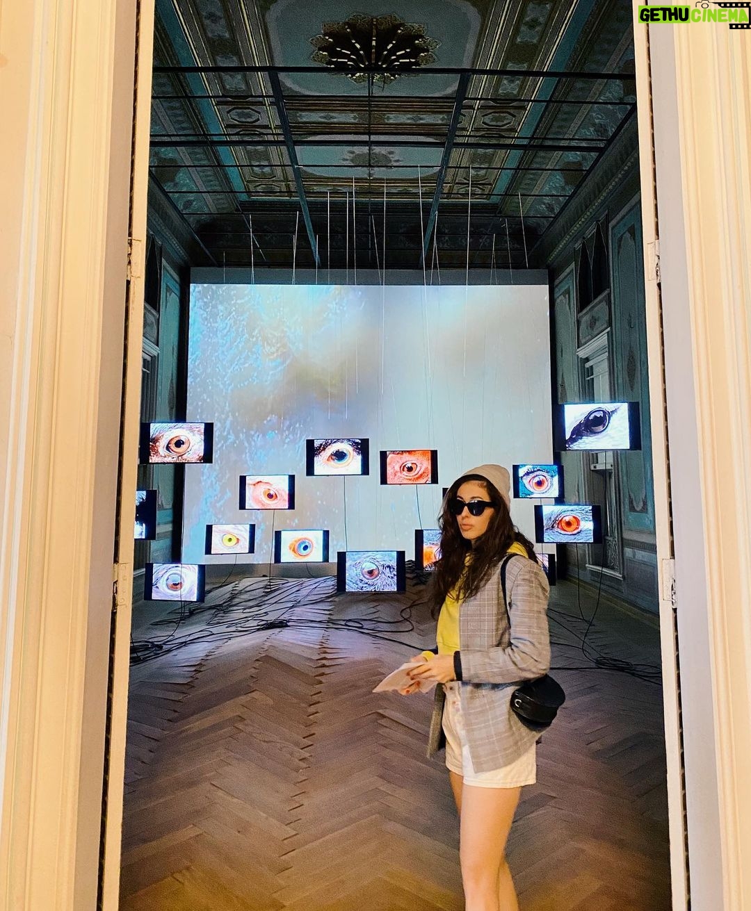 Hande Yılmaz Instagram - soğuk olan hava değil mahsun