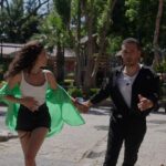 Hande Yılmaz Instagram – “aşk beni yendi” klibimiz yayında🌻 @oguzhankoctv @mali.ergin