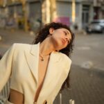 Hande Yılmaz Instagram - @theframesamiaksu 🤍