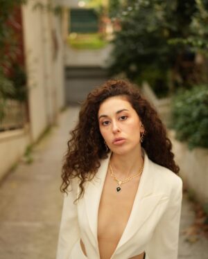 Hande Yılmaz Instagram - @theframesamiaksu 🤍