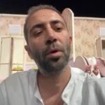 Hande Yılmaz Instagram - “hemen arkasındaki sahnede ekip arkadaşları boncuk boncuk terlerken kameraya bakan…” dumpı