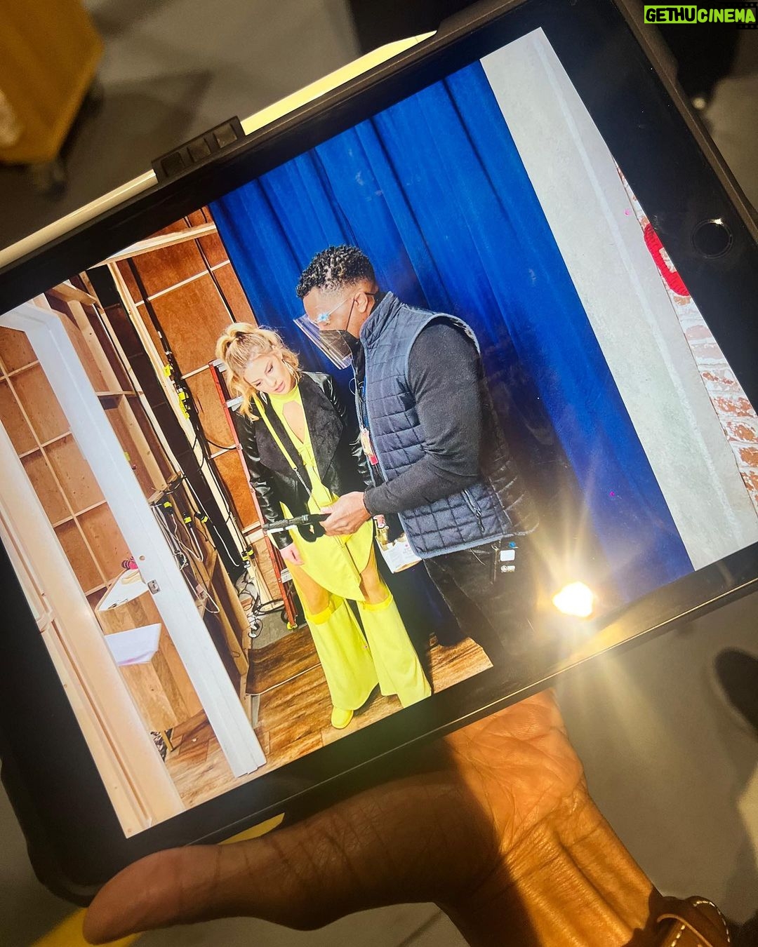 Hannah Stocking Instagram - @icarly Season 3 is finally here streaming now on @paramountplus 🤩🔥 #iCarly #iykyk
