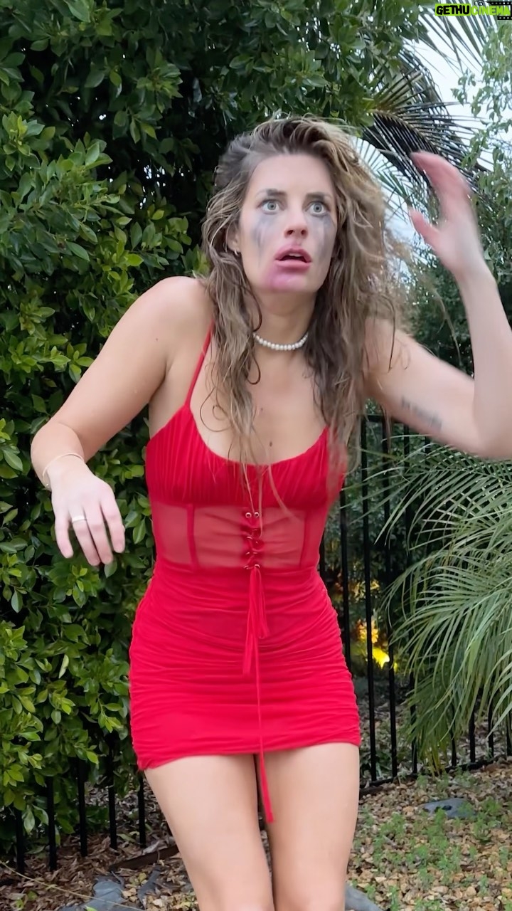 Hannah Stocking Instagram - When you get caught in the rain ☔️😭 @adamw @hannahstocking