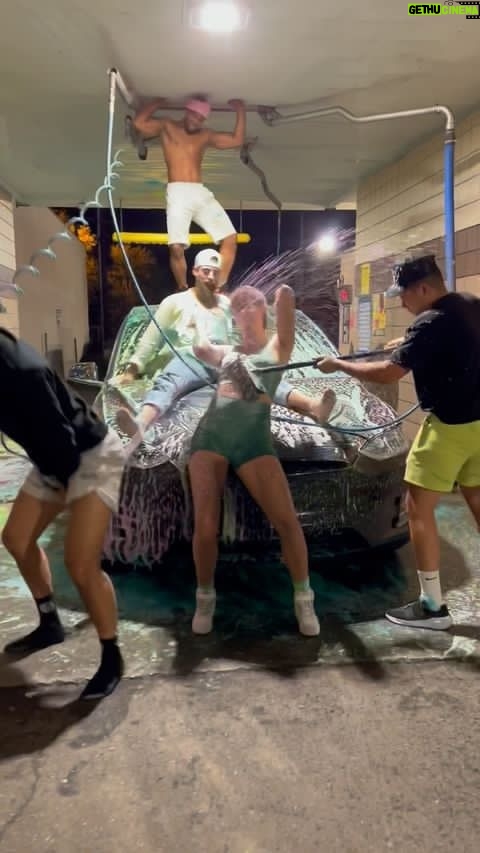 Hannah Stocking Instagram - Who needs their car washed? 🚙🧼 Sorry about ur whip @yvick 🤣🫶 @kingbach @adamw @180papi @ashleynocera @jennabandy21 Los Angeles, California
