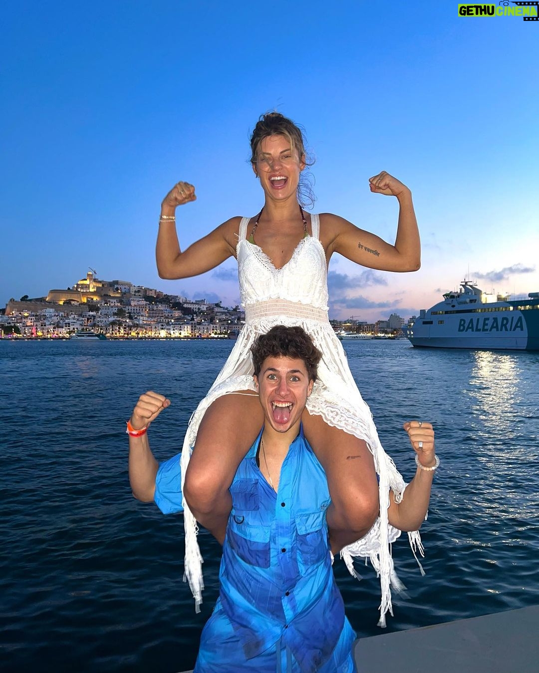 Hannah Stocking Instagram - Ibiza photo dump 📸 🏝