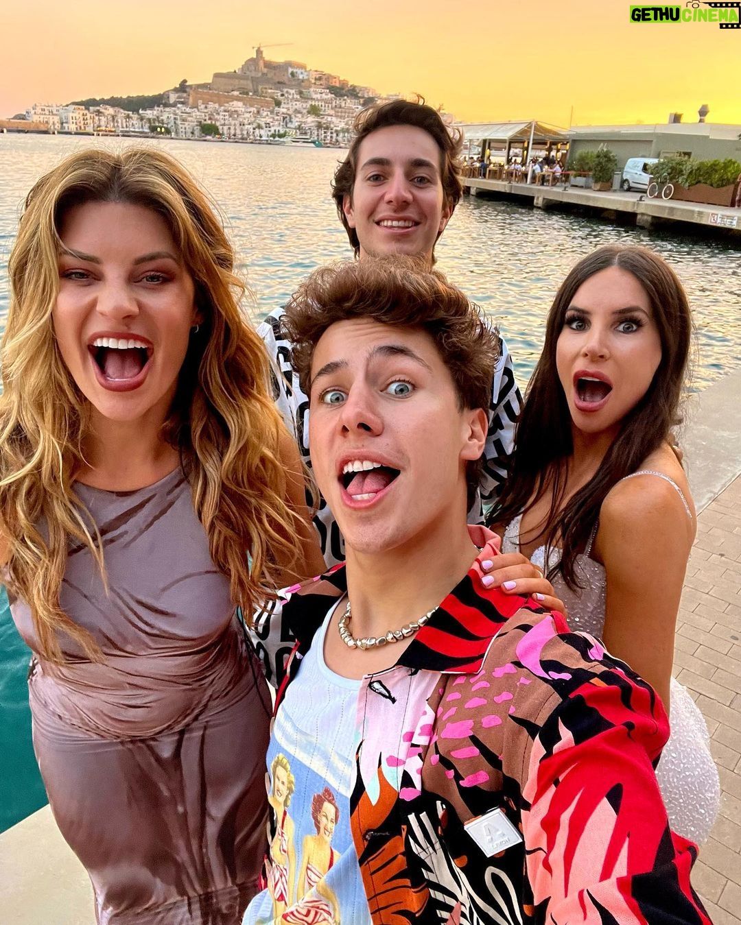 Hannah Stocking Instagram - Ibiza photo dump 📸 🏝