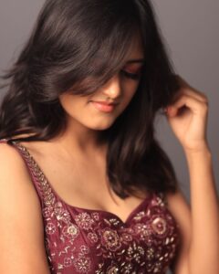 Harika Narayan Instagram - I was going through my gallery this morning and realised, there are so many pictures and memories I somehow skipped/forgot/missed sharing them to my insta fam. Here’s one by @heartfeltphotographyhyd💜
