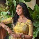 Haripriya Instagram - 🪔✨😊 . . . #Haripriya #haripriyasinger #diwali #festivetime #festivaloflights Chennai, India