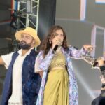 Haripriya Instagram - Moments from Vijayantony live in chennai❤️ Vc credits - Harshini @Sethupathi_07 @_deekae._ . . . #vijayantony #chennai #concert #haripriya #haripriyasinger