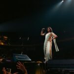 Haripriya Instagram - 🧿Pics from vijayantony live in malaysia @noiseandgrains 📸 : @alagaanstudios . . . #Haripriya #haripriyasinger #vijayantony #live #malaysia Kuala Lumpur, Malaysia