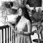 Haripriya Instagram - 🪔✨😊 . . . #Haripriya #haripriyasinger #diwali #festivetime #festivaloflights Chennai, India