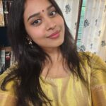 Haripriya Instagram - 🪔✨😊 . . . #Haripriya #haripriyasinger #diwali #festivetime #festivaloflights Chennai, India