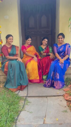 Haripriya Isai Instagram - Undhan rasigaye naaanum ❤️ 
.
.
.
.
.
#edhirneechal #tamilreels #suntv #aadhirai #trending