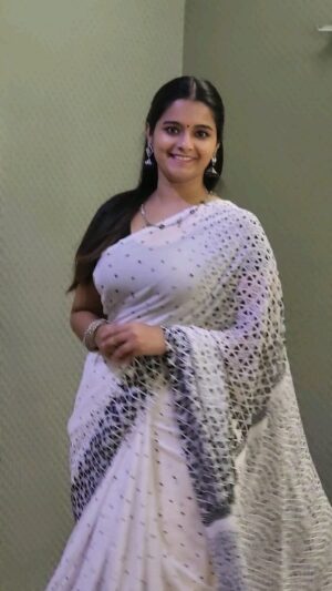 Haripriya Isai Instagram - #favsong#favmusic#favbgm