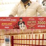 Haripriya Isai Instagram - Saravana Store-ல Vibe பண்ணி குத்து Dance ஆடிய Manimegalai,Haripriya 🔥 போடு,போடு